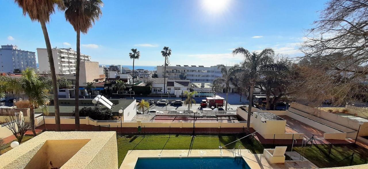 Fantastico Apartamento En La Carihuela Daire Torremolinos Dış mekan fotoğraf