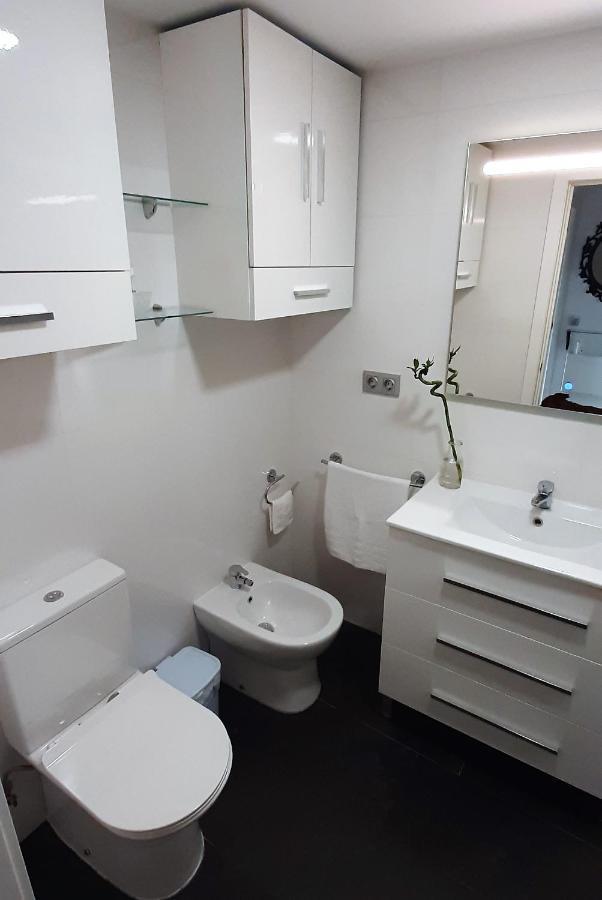 Fantastico Apartamento En La Carihuela Daire Torremolinos Dış mekan fotoğraf